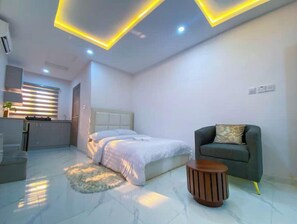 1 bedroom, iron/ironing board, WiFi