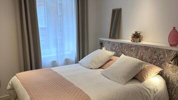 1 bedroom, iron/ironing board, WiFi, bed sheets