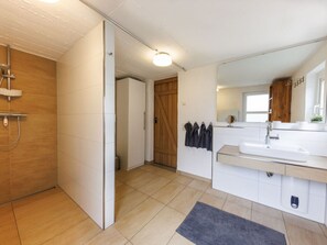 Bathroom - Lebensart in the old Horse Stable (Erndtebrück)