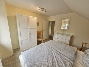 Mobile Home | 4 bedrooms, individually furnished - Beatles Lounge Comfortable Holiday Residence (Timmendorfer Strand)