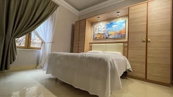 Caja fuerte, escritorio, wifi gratis