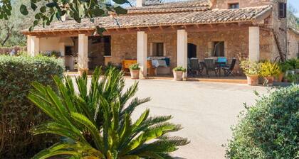 Holiday House in Llubi With 1 Bedroom