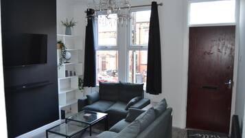 House | Living area | TV