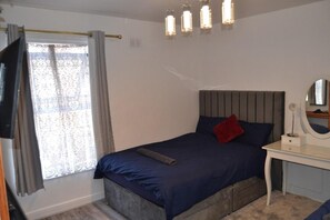 House | 2 bedrooms, iron/ironing board, free WiFi, bed sheets - Modern Home Close to City Centre (Leeds)