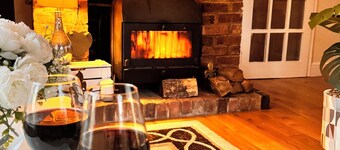 Cottage. Comfy, luxury, Rural.