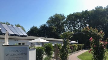 Mobil Karavan | Eksterior