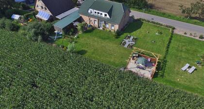 Brekling Comfortable Holiday Residence