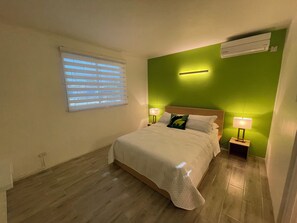 1 camera, ferro/asse da stiro, Wi-Fi, lenzuola