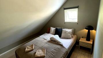 Apartment | 1 bedroom, iron/ironing board, free WiFi, bed sheets