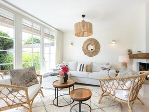 Mobile Home | Living area