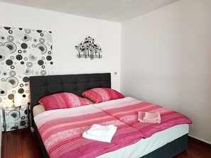 2 bedrooms, individually furnished - Hennings Comfortable Holiday Residence (Röbel/Müritz)