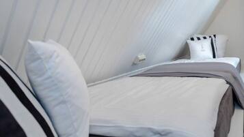 2 bedrooms
