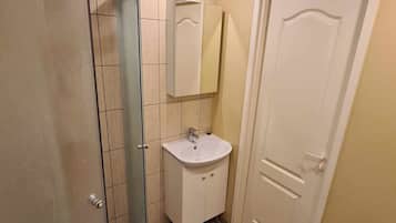 Toallas y papel de baño