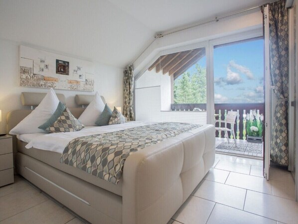 2 bedrooms, individually furnished, iron/ironing board - Kappeblick at the Ski Carousel (Winterberg)