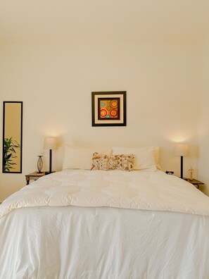 1 makuuhuone, työpöytä, silitysrauta/-lauta, Wi-Fi