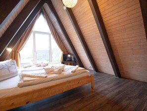 2 間臥室、布置獨特、熨斗/熨衣板