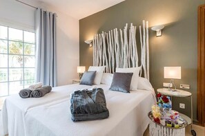 6 habitaciones, tabla de planchar con plancha y cuna de viaje 