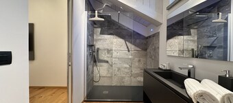 Piol42 - Suite Apartment E