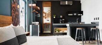 Leaf Boutique Condos