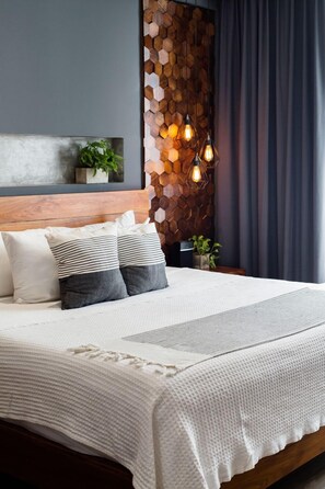Luxe beddengoed, pillowtop-bedden, een kluis op de kamer
