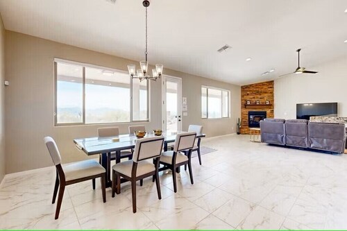 Modern marble beauty with easy access to hiking, UTV, and mountain bike trails