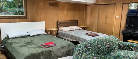 1 bedroom, WiFi, bed sheets