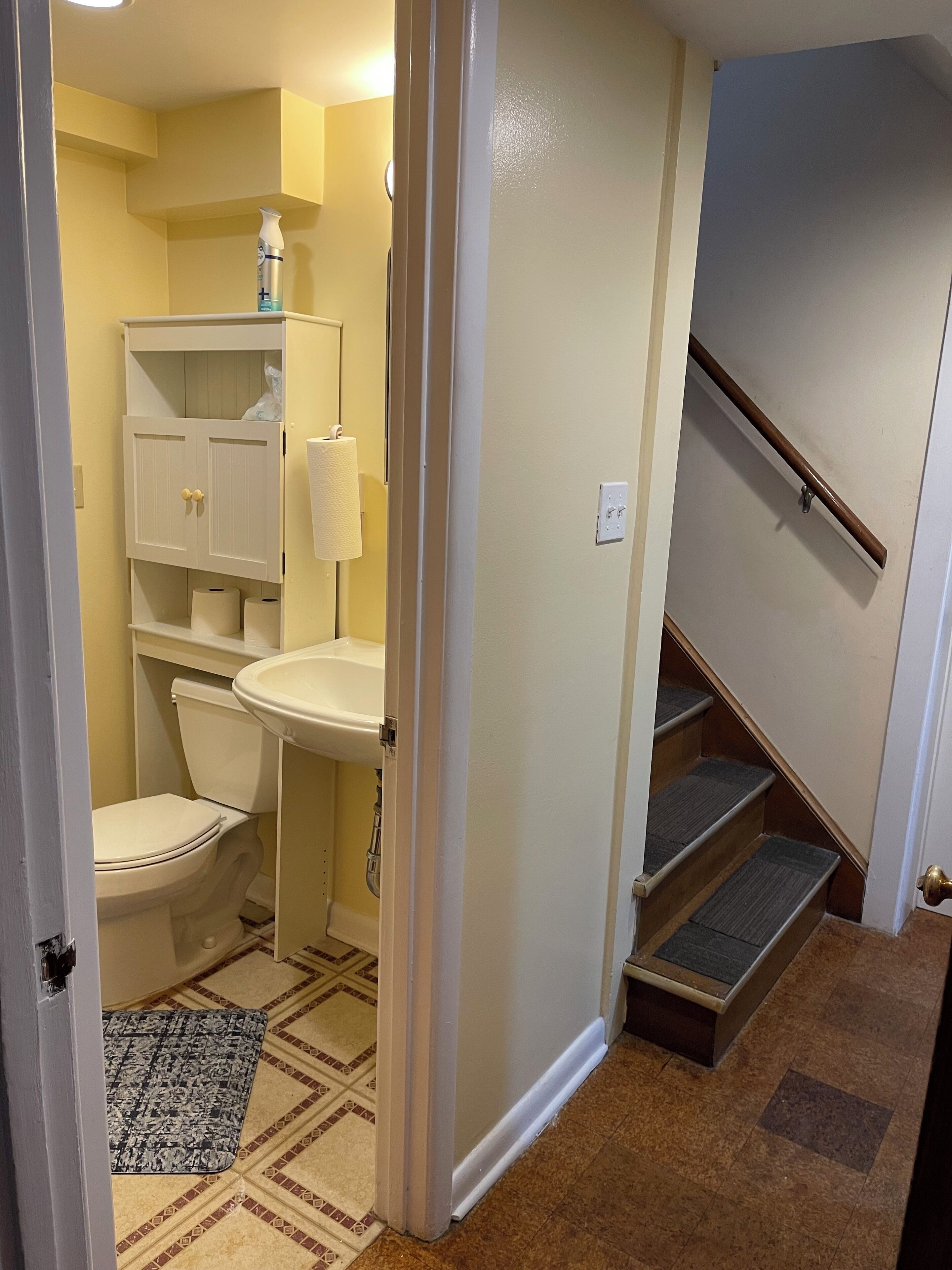 Dusche, Handtücher, Seife, Toilettenpapier