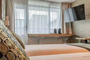 Luxury Double Room | Free WiFi, bed sheets - Hotel de Zon anno 1870 (Oosterwolde)