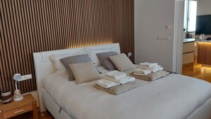1 多间卧室、免费 WiFi、床单