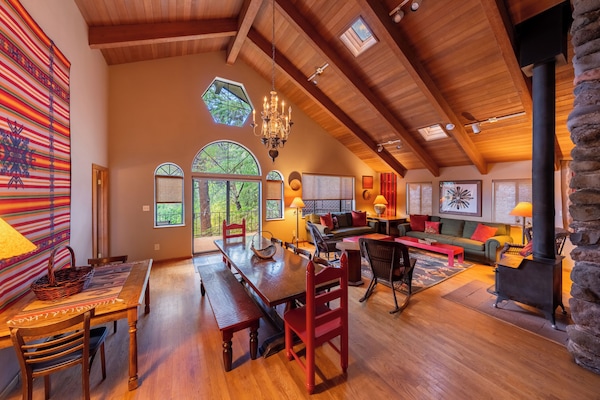 Ponderosa | Living area