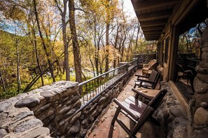 Casa de Piedra | Terrace/patio