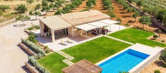 Holiday House in Ariany With 1 Bedroom