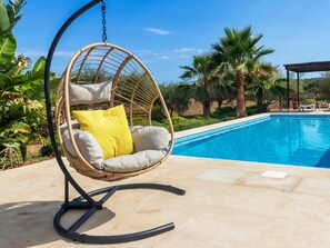 Outdoor pool - Holiday House in Ariany With 1 Bedroom (Ariany)