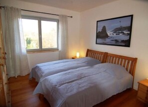 2 bedrooms, individually furnished, iron/ironing board