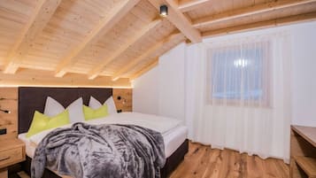 Mobil Karavan | 2 kamar tidur