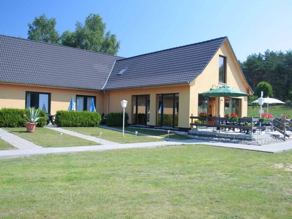 Exterior - Achterland Comfortable Holiday Residence (Mellenthin)