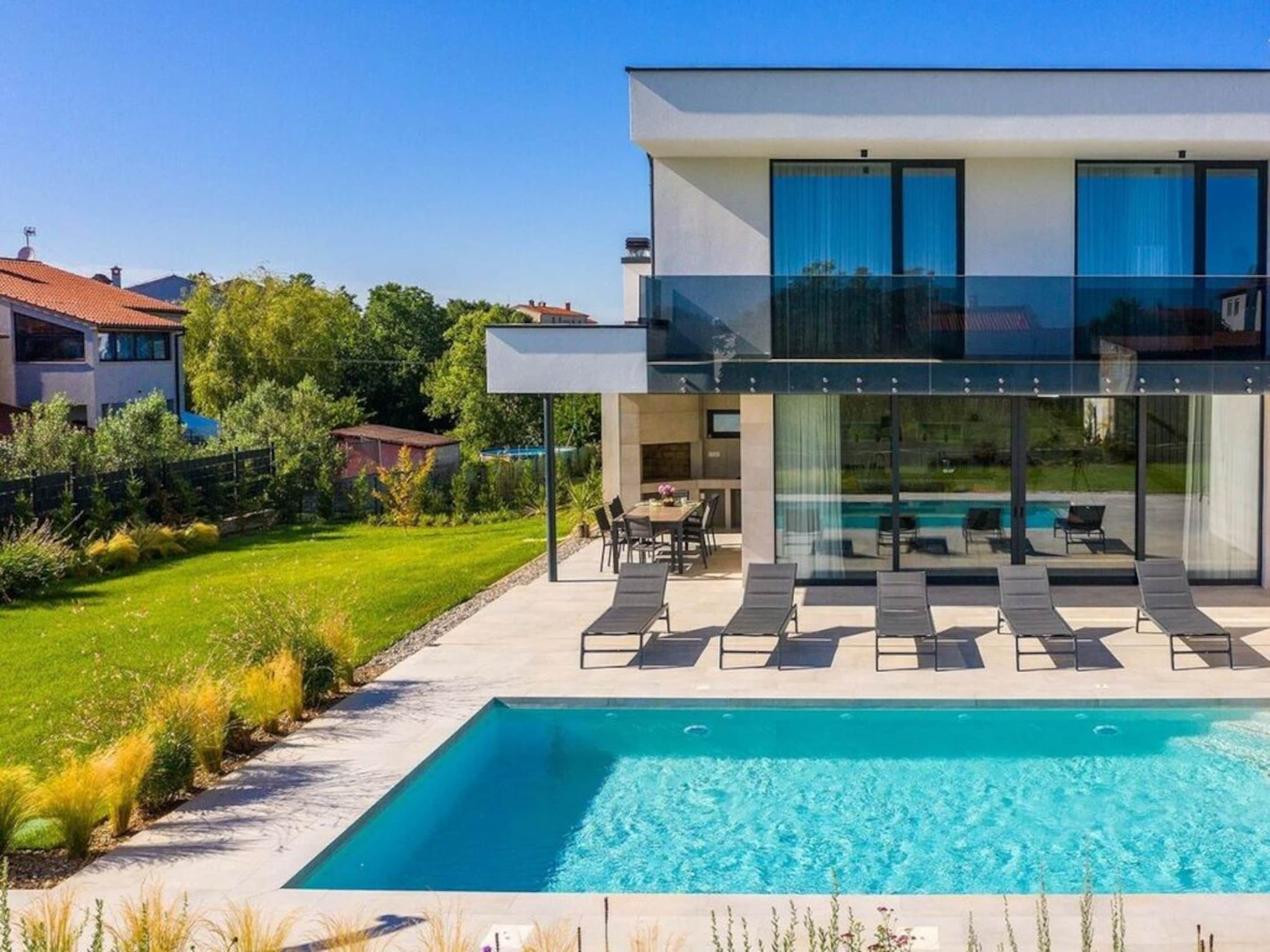 Villa | Pool