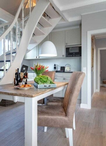 Leo Comfortable Holiday Residence