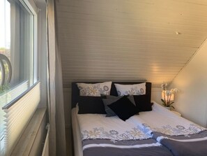 House | 3 bedrooms, individually furnished