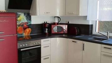 Mobile Home | Private kitchen