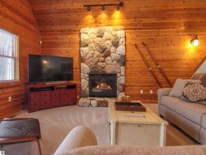 Smart TV, fireplace