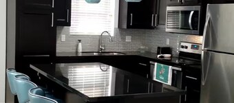 McAllen TX Apartment 2BR-2BA Patio, close Airport Shopping, Hospital