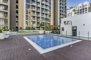 Pool - Platinum Paradise Studio (Dubai)