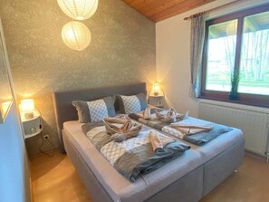 2 chambres, ameublement personnalisé