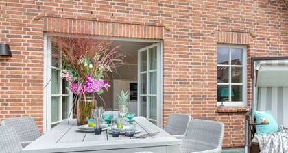 Baum Hus A Comfortable Holiday Residence