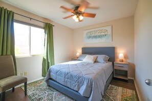 3 bedrooms, desk, iron/ironing board, free WiFi