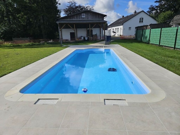 Outdoor pool - Holiday Apartment With 1 Bedroom (Norderbrarup)