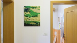 Uklassifisert bilde, 4 av 8, knapp
