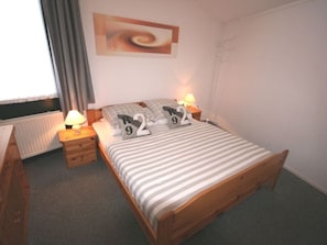 3 bedrooms, individually furnished, iron/ironing board - Aquaronde 129 Comfortable Holiday Residence (Lemmer)