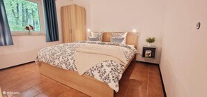 3 sovrum, resesäng, gratis wi-fi och sängkläder